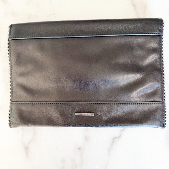 Rebecca Minkoff Leo clutch with red heart appliqués and silver zipper trim NEW! - Picture 4 of 7